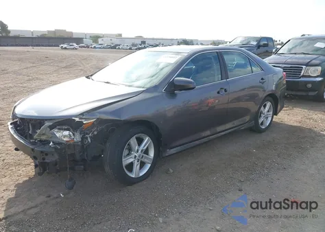 2014 Toyota Camry Se z USA, uszkodzony, nr VIN 4T1BF1FK8EU398530